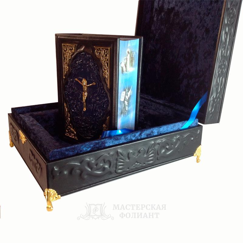 Коллекционное подарочное издание Библии с иллюстрациями Гюстава Доре в ларце-шкатулке Коллекционное подарочное издание Библии с иллюстрациями Гюстава Доре в ларце-шкатулке