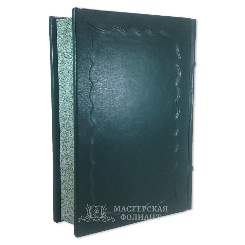 Коран в переплете из телячьей кожи Коран в переплете из телячьей кожи