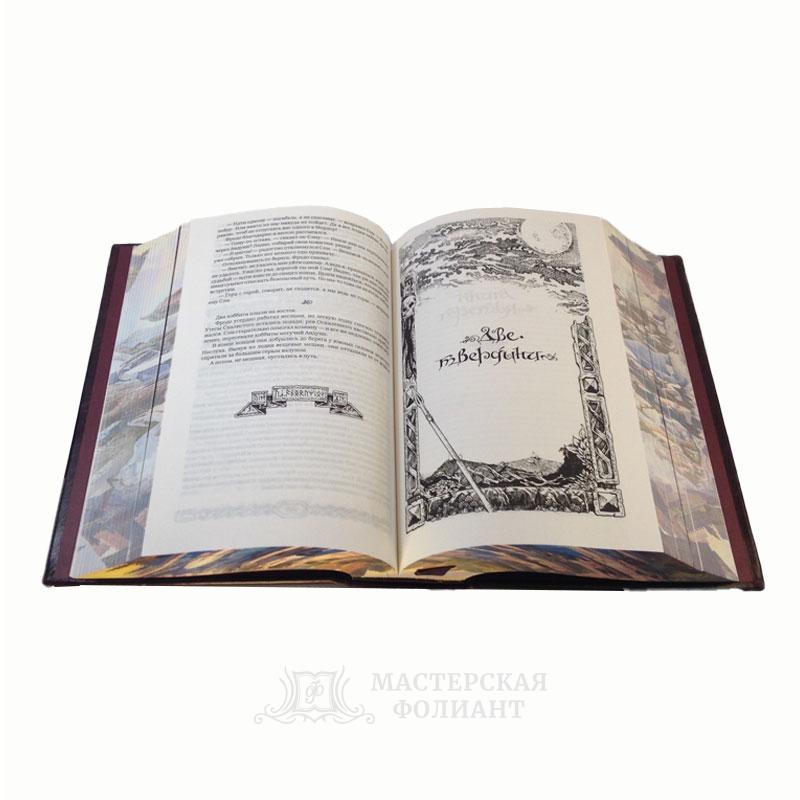 Полная история Средиземья. Подарочное коллекционное издание. Разворот страниц Полная история Средиземья. Подарочное коллекционное издание. Разворот страниц